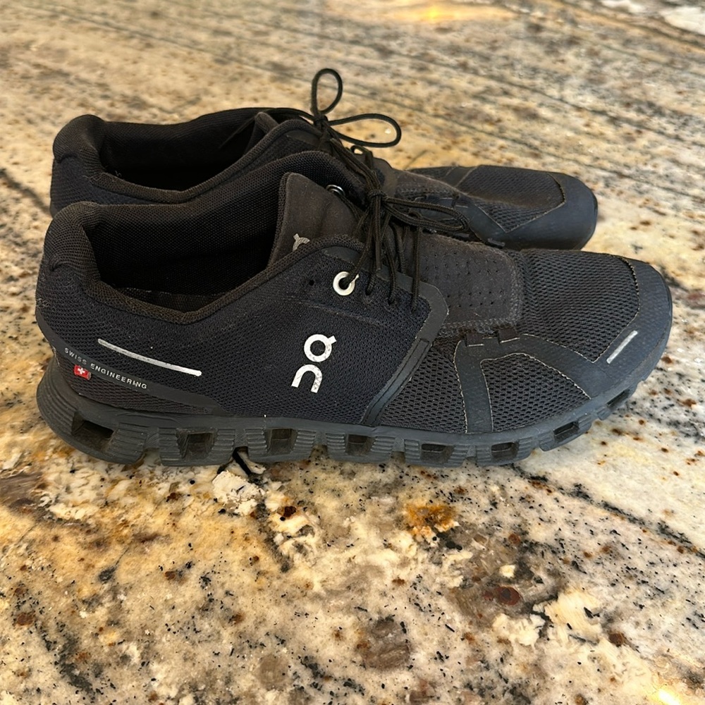 On Cloud sneakers